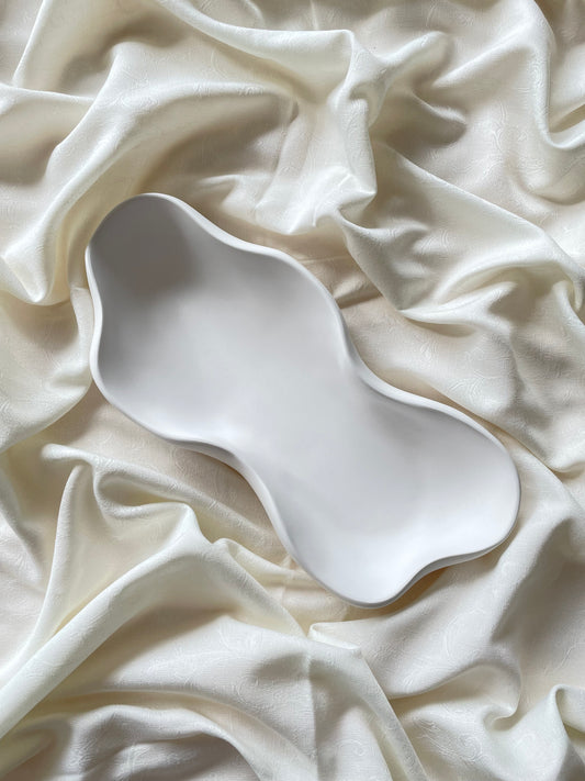 The Wavy Curve Tray